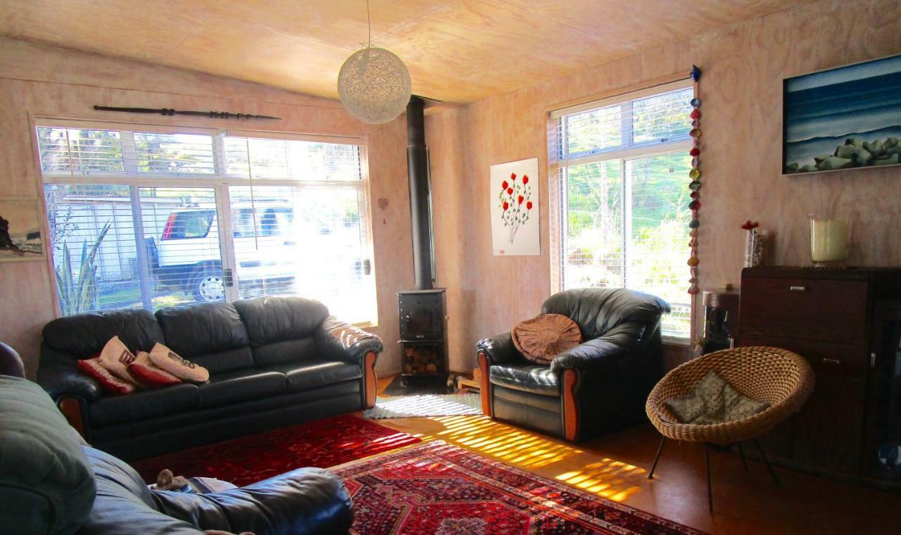 Mulberry Grove Retreat Bed and Breakfast Tryphena Εξωτερικό φωτογραφία